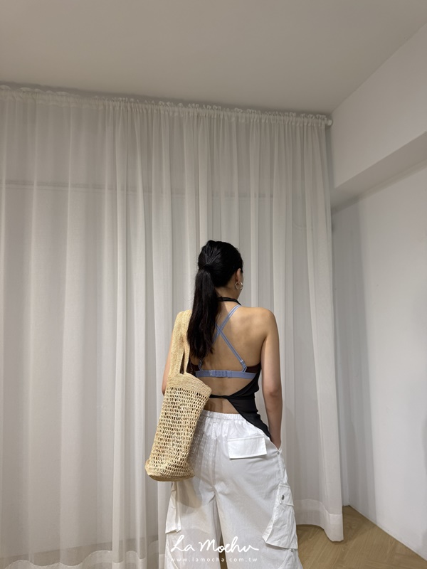 一片式垂墜綁帶薄紗背心